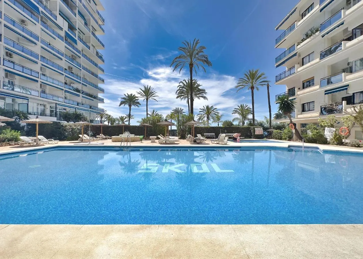 Skol 322 - Completely Renovated Beach Front Apartment Marbella