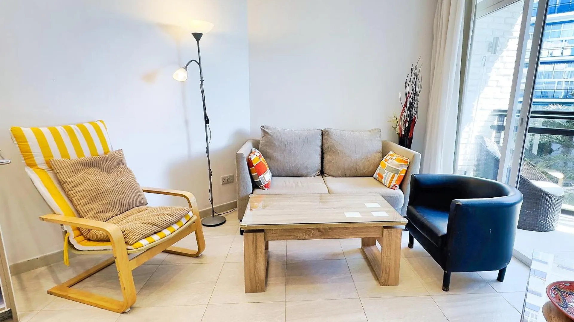 Skol 322 - Completely Renovated Beach Front Apartment Marbella